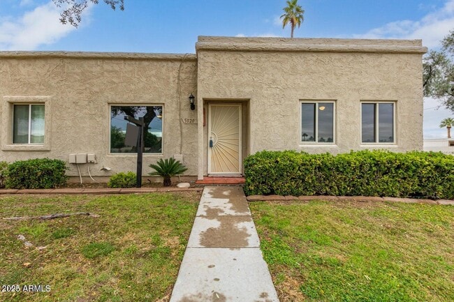 Photo - 5020 N 81st St Townhome