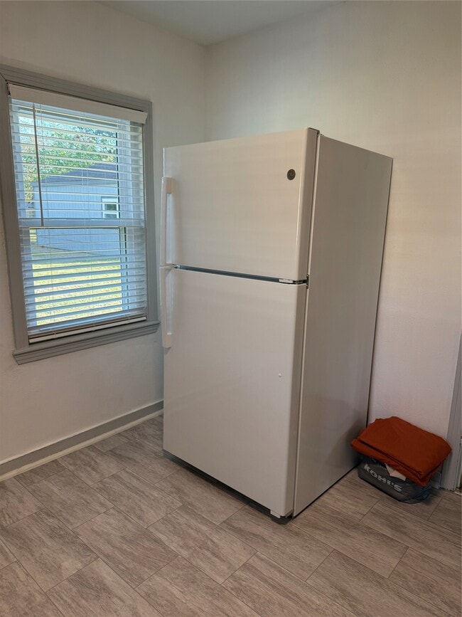 Photo - 706 Alice St