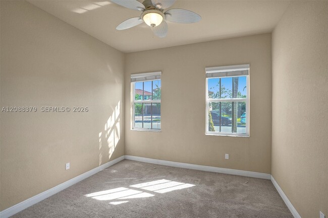 10398 Waterside Ct