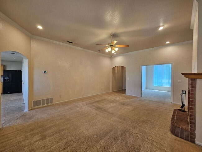 3701 Fox Glove Ln