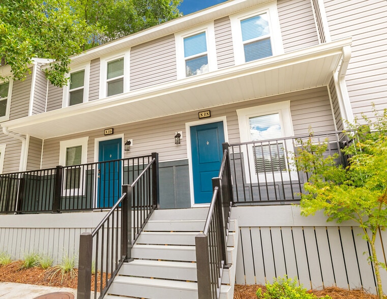 Apartment exterior with stairs