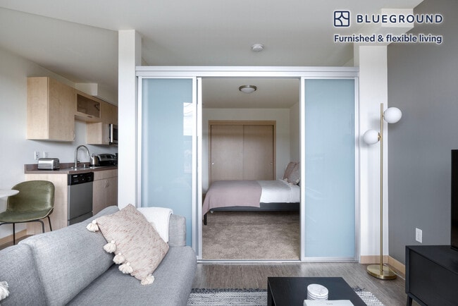 Photo - 3920 Stone Way N Unit FL5-ID559