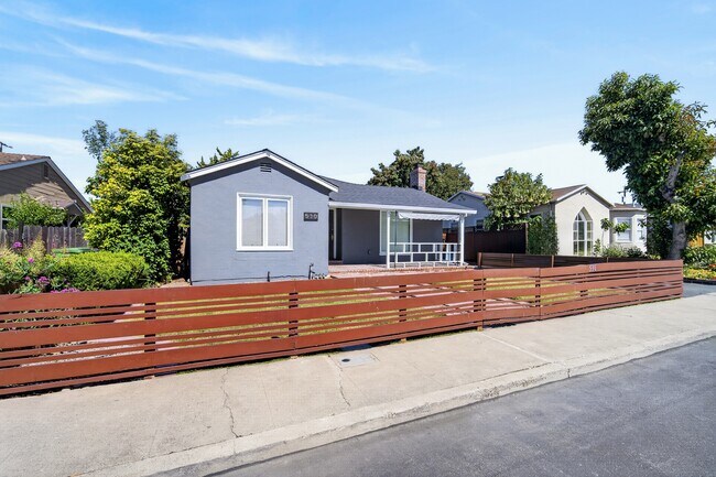 Photo - 530 Irving Ave
