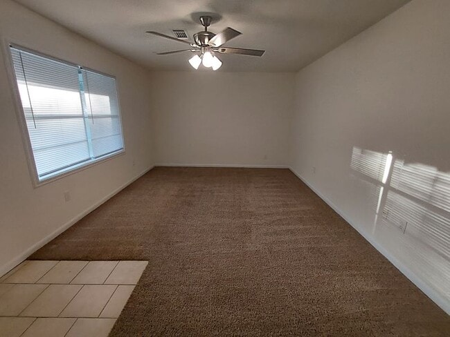 Photo - 601 W David Dr