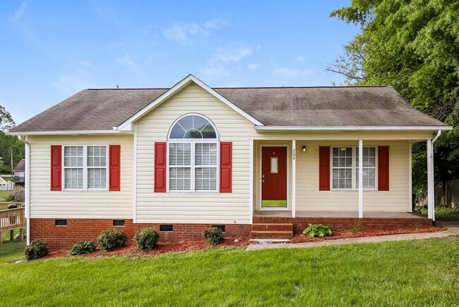 Building Photo - 204 Bell Dr Rental
