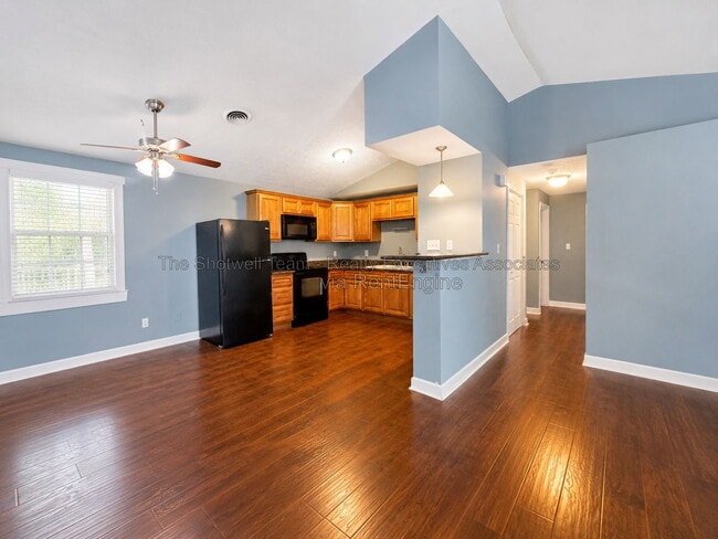 1232 Amber Meadows Cir
