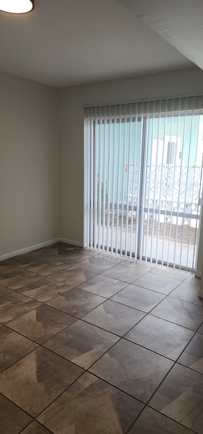 Photo - 206 Caroline St Unit 603