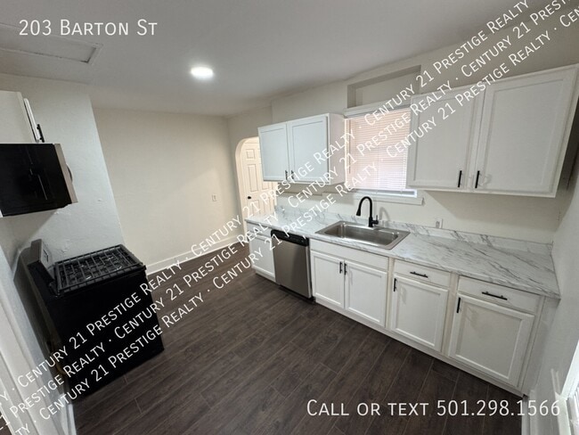 203 Barton St