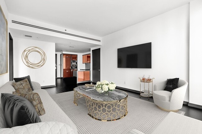 Photo - 157 W 57th St