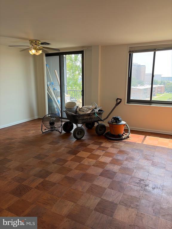 Building Photo - 3450 Toledo Terrace Unit 512