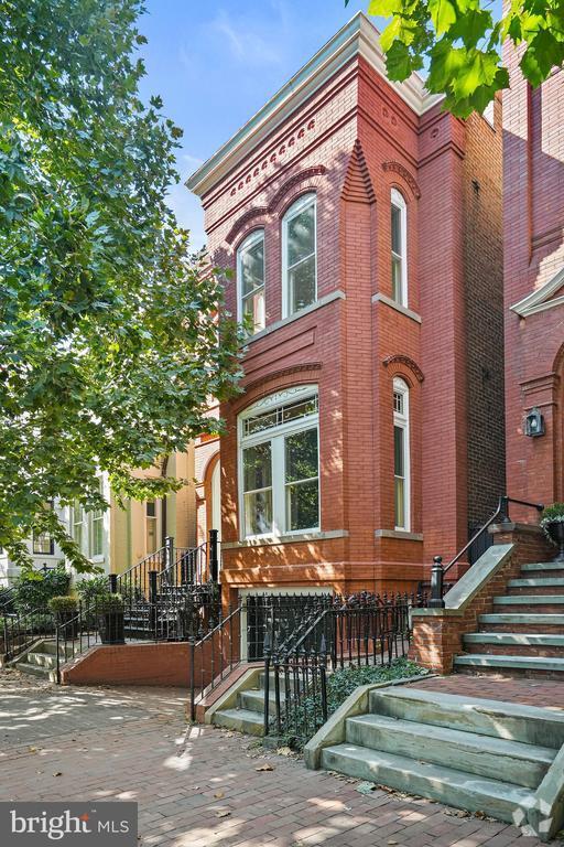 Building Photo - 3127 P St NW Rental