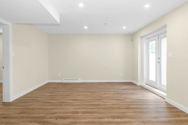 805 Fowler Ct