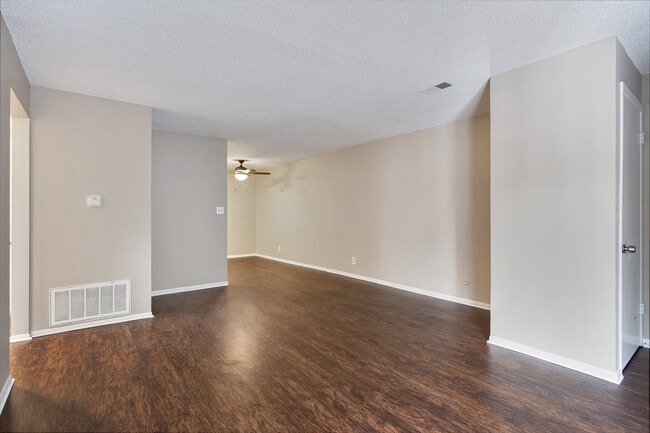 Brentwood Park Apartments