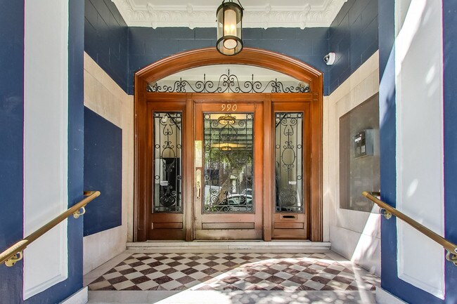 990 Fulton
