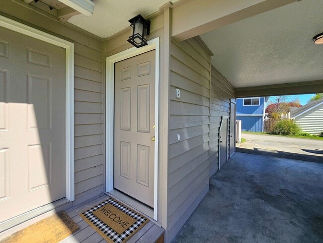 Photo - BlyLua Unit B