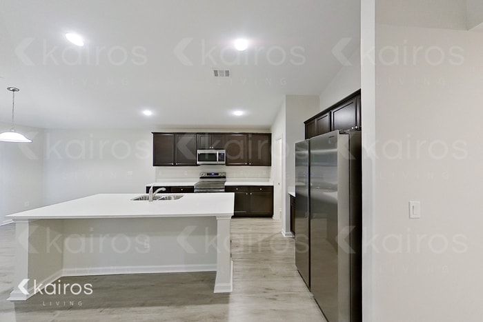 Photo - 15 Carrollton Dr