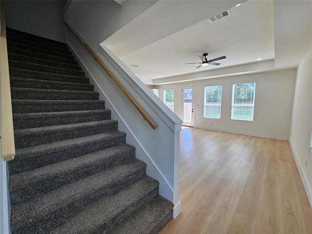 Photo - 620 W Avenue F