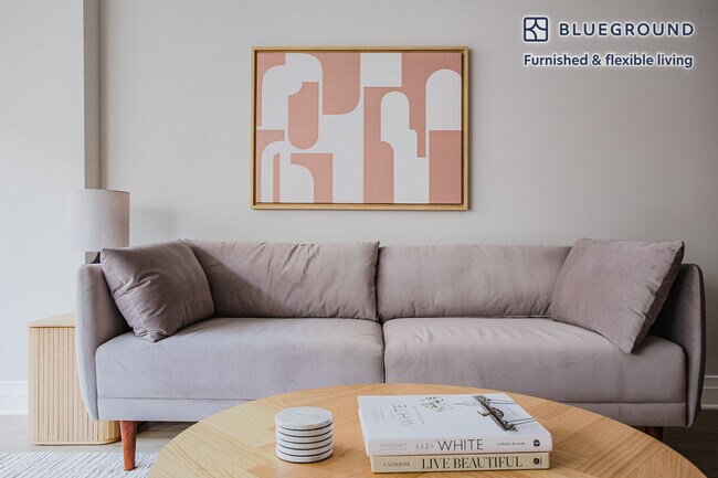 Photo - 2221 I St NW Unidad FL6-ID985