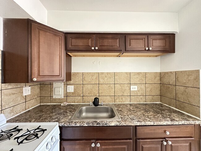 Photo - 1515 W Morse Ave Unit 403