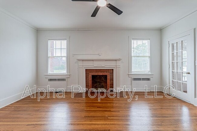 Photo - 712 Augusta St