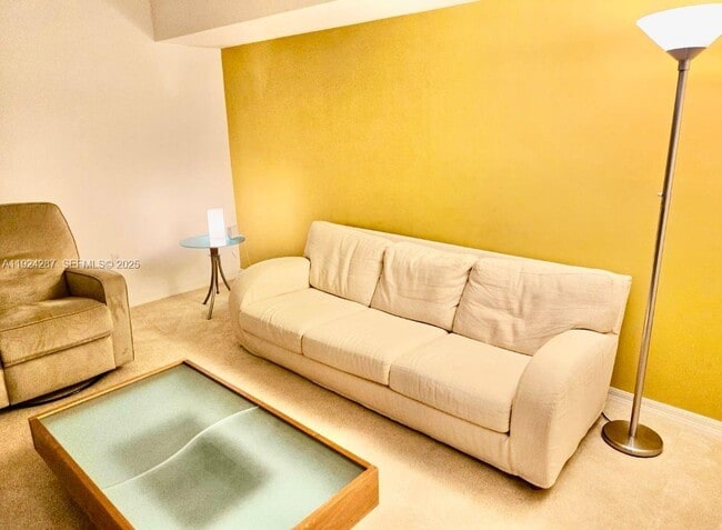 Photo - 6423 Collins Ave Unidad 207