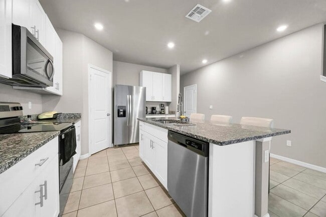 Photo - 3550 San Bernardino Wy