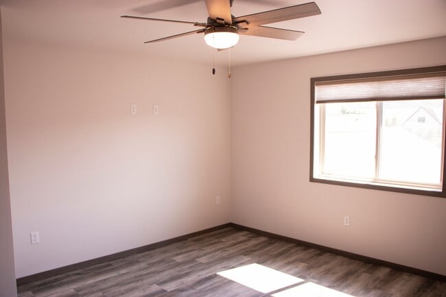 Photo - Stylish 2 Bed with a 2 Car Attached Garage...