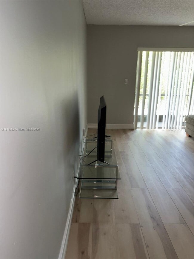 Photo - 4113 NW 88th Ave Unit 203