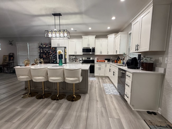 Photo - 1614 Hawthorne Dr