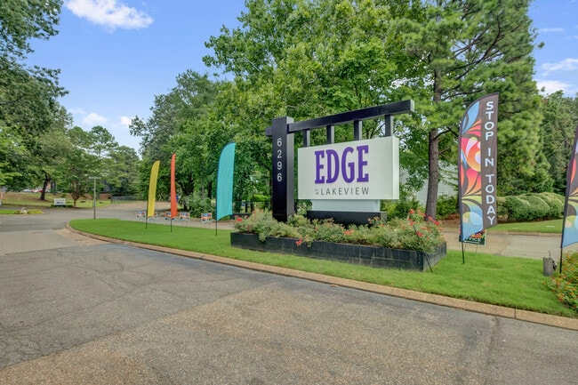 Edge at Lakeview