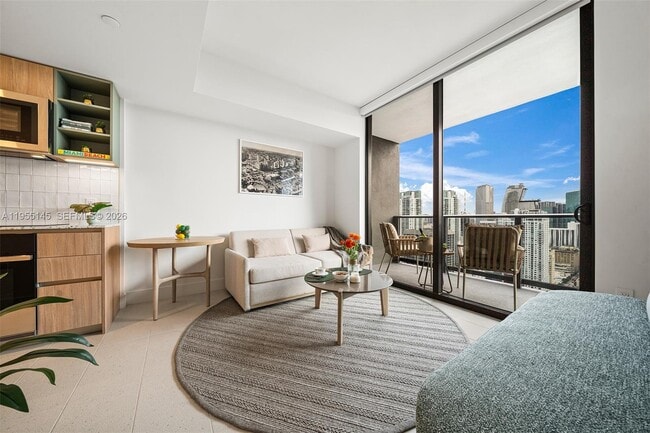 Photo - 601 NE 1st Ave Unidad 3514