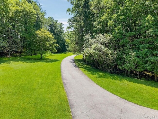 131 Hill Rd