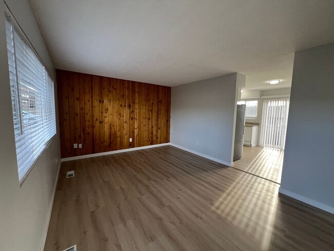 Photo - 928-932 N 6th Street Unidad 932