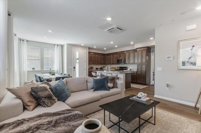 Photo - 6568 Vision Ct