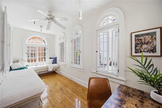 Photo - 1221 N Palm Ave Unit 203