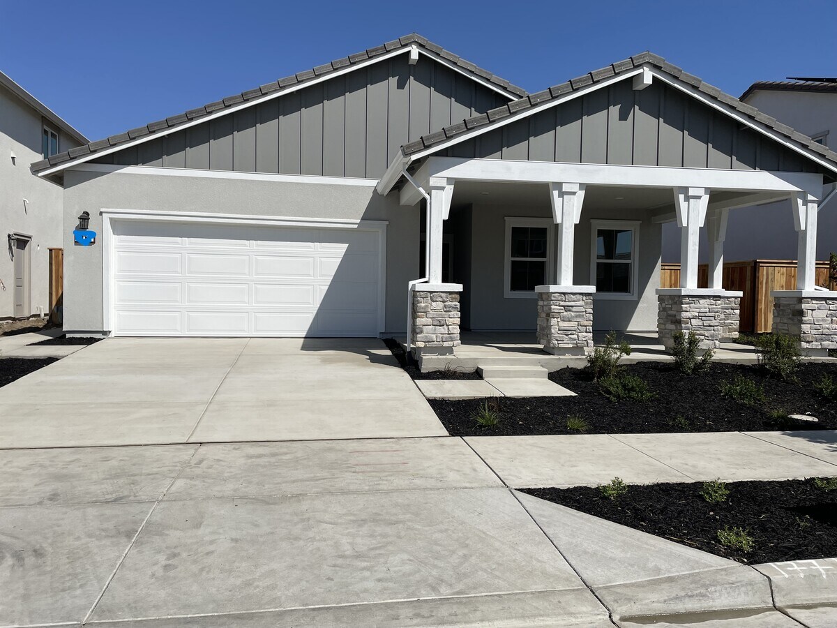 Photo - 1383 Caravel Ct