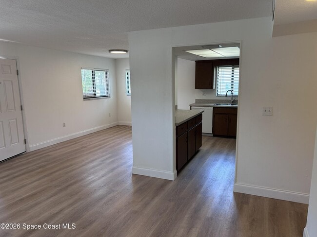 Photo - 201 Cocoa Isles Blvd Unidad 1