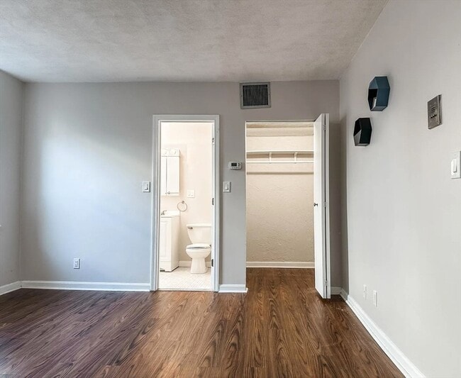 Photo - 88 Gordon St Unit 302