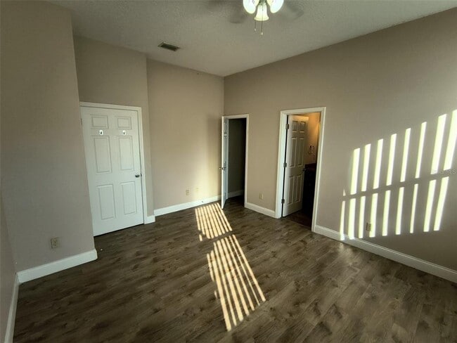 Photo - 13 Wood Amber Ln