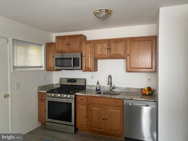 Photo - 1120 Wentworth Dr