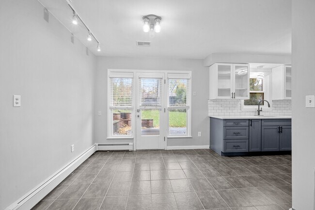 Photo - 2434 Parcells Cir