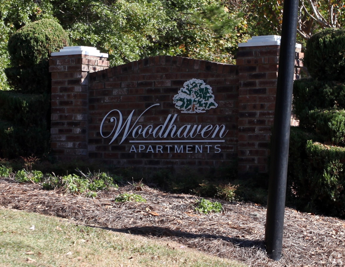 Photo - Woodhaven and Oakhaven Apartments