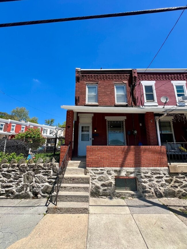 Photo - Gorgeous 3-Bedroom Townhome in East Falls! Available June 1st!