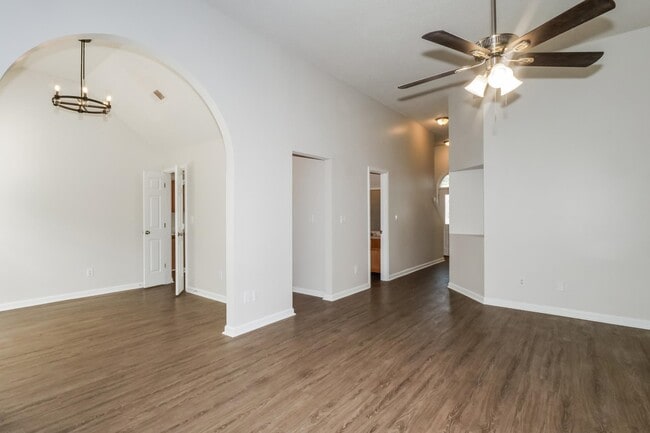 Photo - 4451 Lunsford Dr