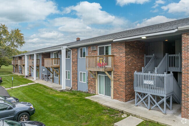 Photo - Breton Court