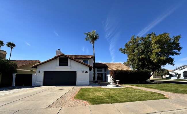 Building Photo - BEAUTIFUL 3 BEDROOM 3 BATH CORNER LOT WITH POOL AND LARGE BACKYARD NORTH SCOTTSDALE