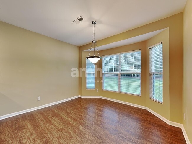 Photo - 3211 Whispernut Ln