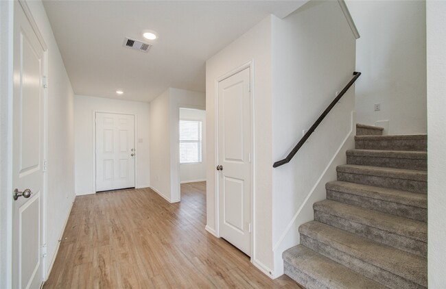 Building Photo - 4226 Iris Jade Dr