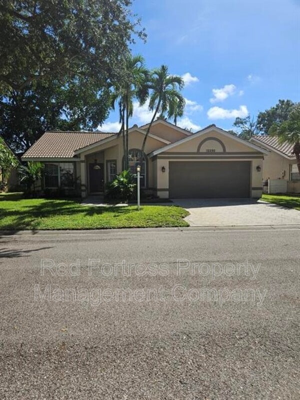 Building Photo - 12290 Eagle Pointe Cir Rental