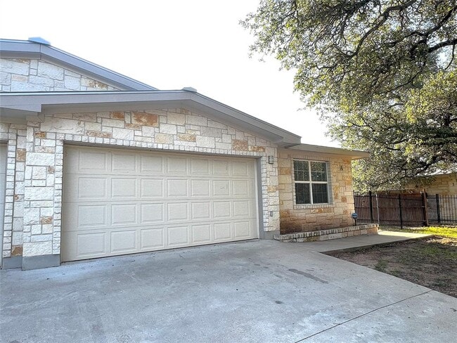 Photo - 5705 Thunderbird St